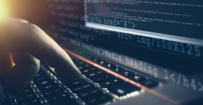 Computadora y eslogan